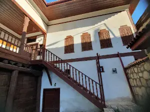 Sancaktar Evi