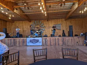 Mortimer Farms