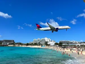 Maho Beach