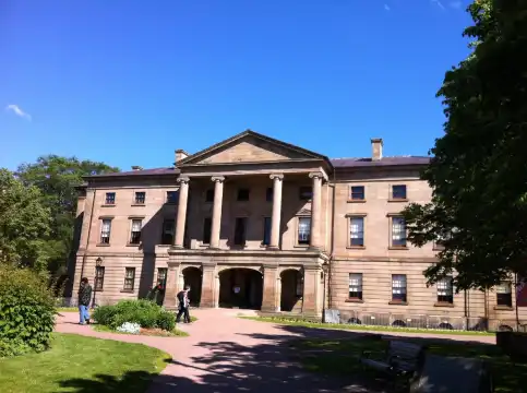 Hôtels à proximité de : Province House National Historic Site