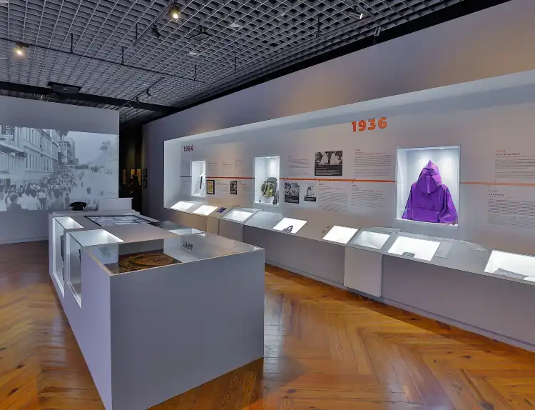 Hotels near Panama Canal Museum