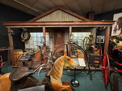 Car & Carriage Caravan Museum