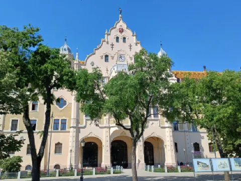 凱奇凱梅特市政廳