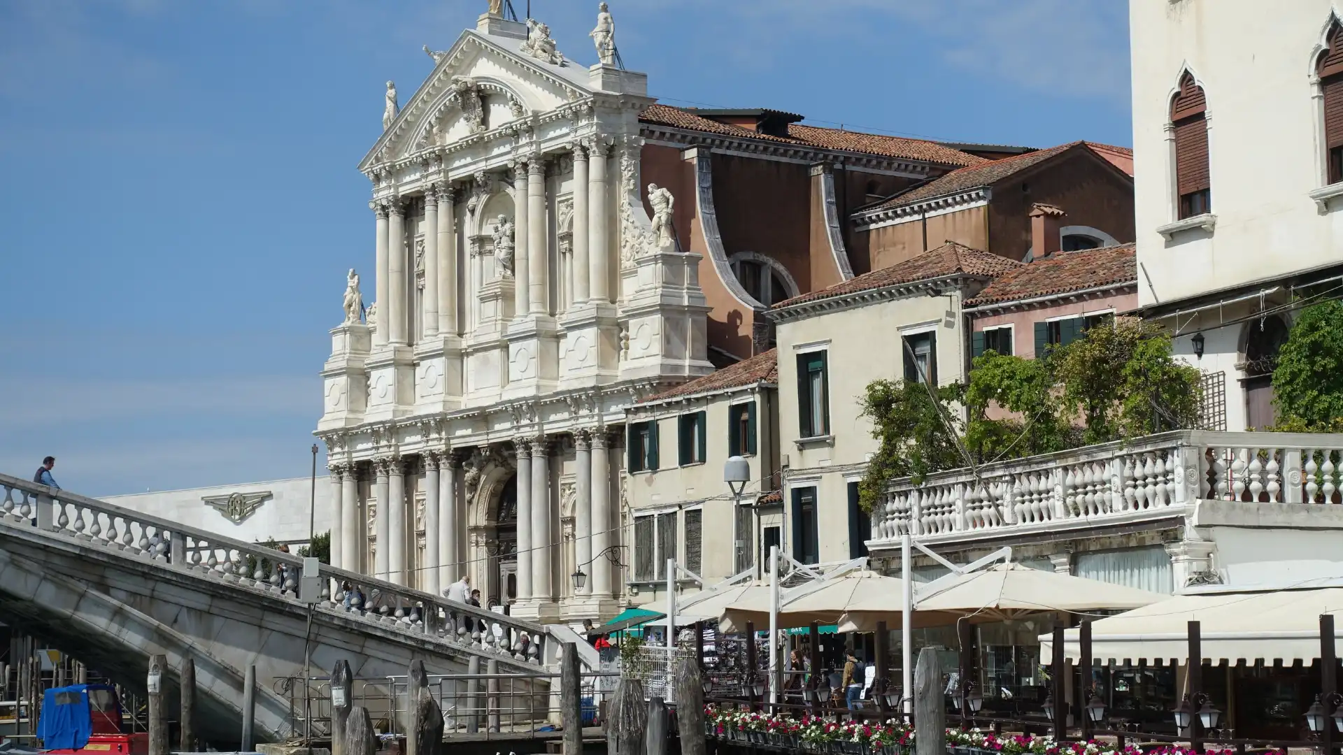 Hotels near Gli Scalzi