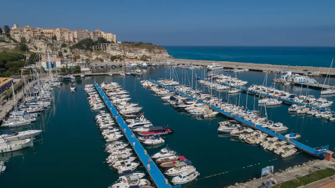 Hotels near Porto Turistico di Tropea