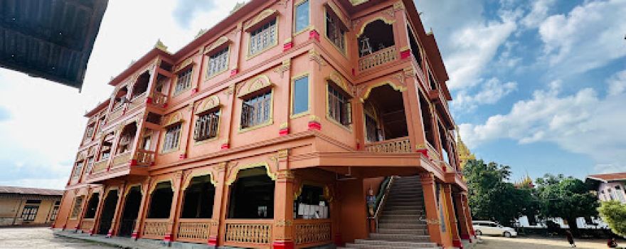 ၵျွင်းတေႃႇႁူဝ်ဝဵင်း Ho Veing Monastery.ဖောင်တော်ဦးကျောင်းတိုက်