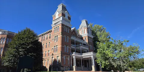 Kennedy Museum of Art
