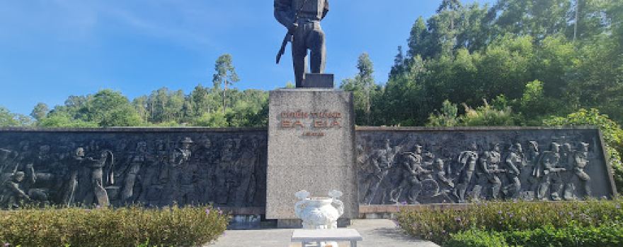 Núi Tròn