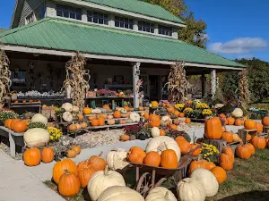 Harlow Farm Stand