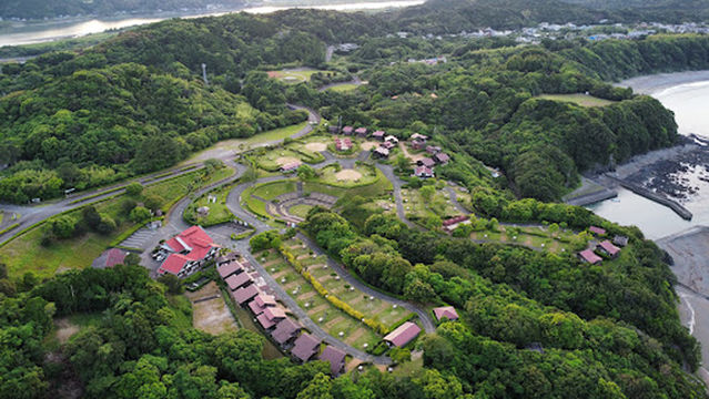 オートキャンプ場とまろっと