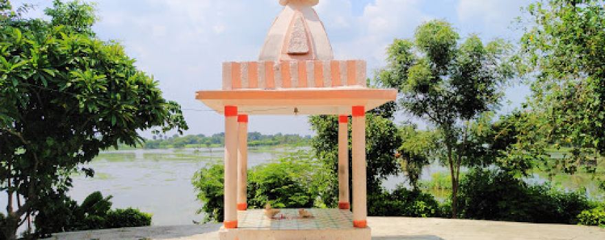 Azad Muni Baba Ashram
