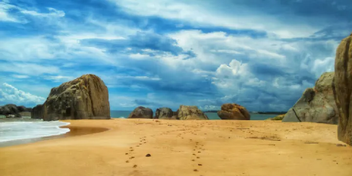 Balapitiya Beach Rock