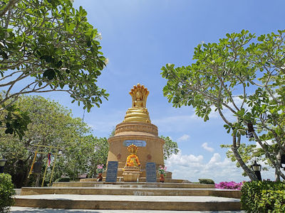 Cheow Lan Lake View Point