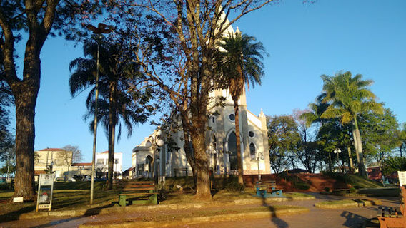Dr. Breno Noronha Square