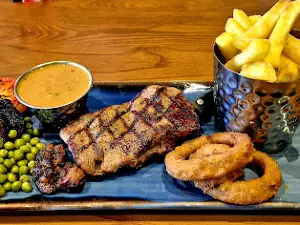 Harvester - Shorehouse
