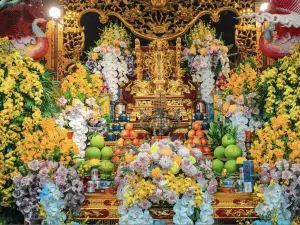 Đền Chợ Củi - Thờ Quan Hoàng Mười