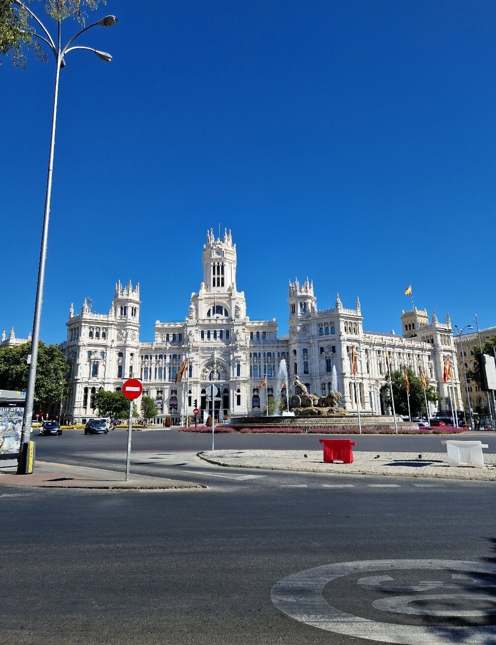 Hotels near Cibeles Fountain