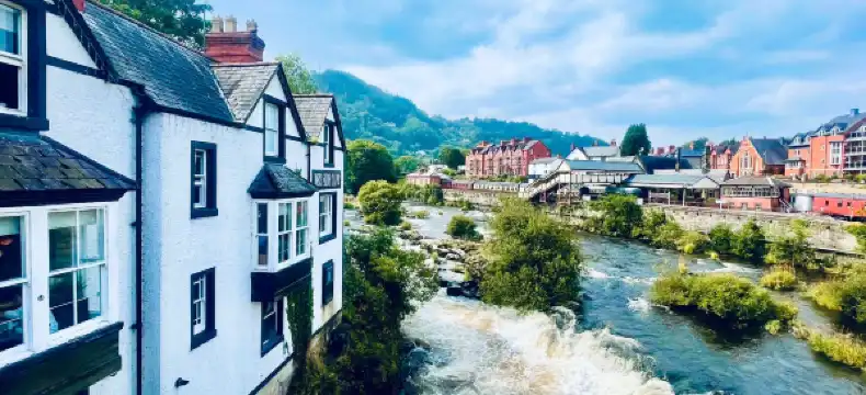 Hotels in Llangollen