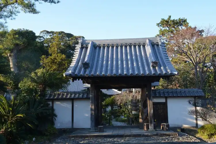 Hotel di Yoshida