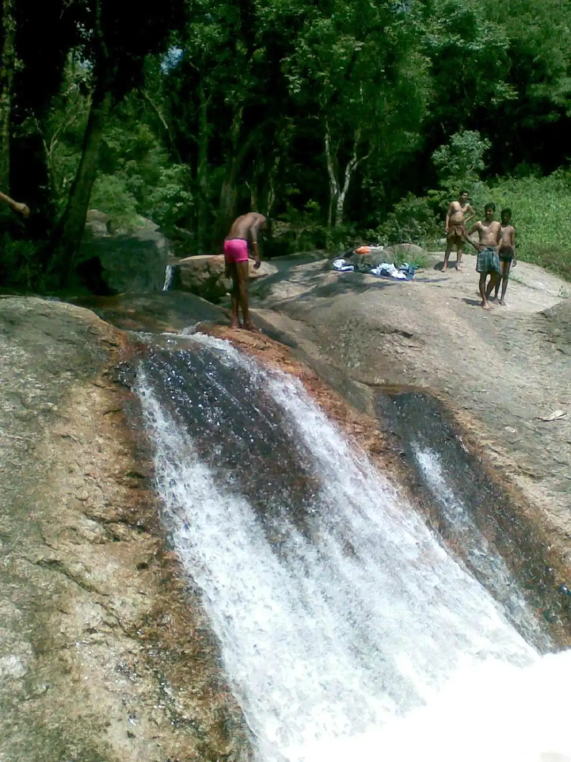 Vaidehi Waterfall 주변 호텔