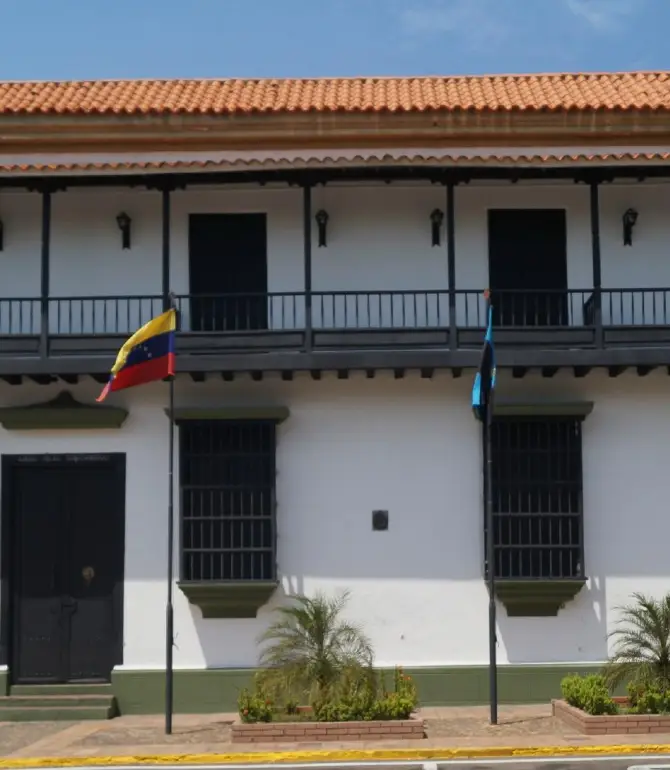 Parroquia Francisco Eugenio Bustamante