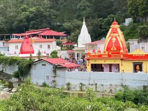 Kainchi Dham - Shri Neeb Karori Baba Ashram
