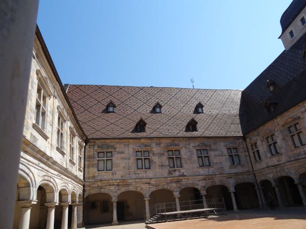 Square Granvelle
