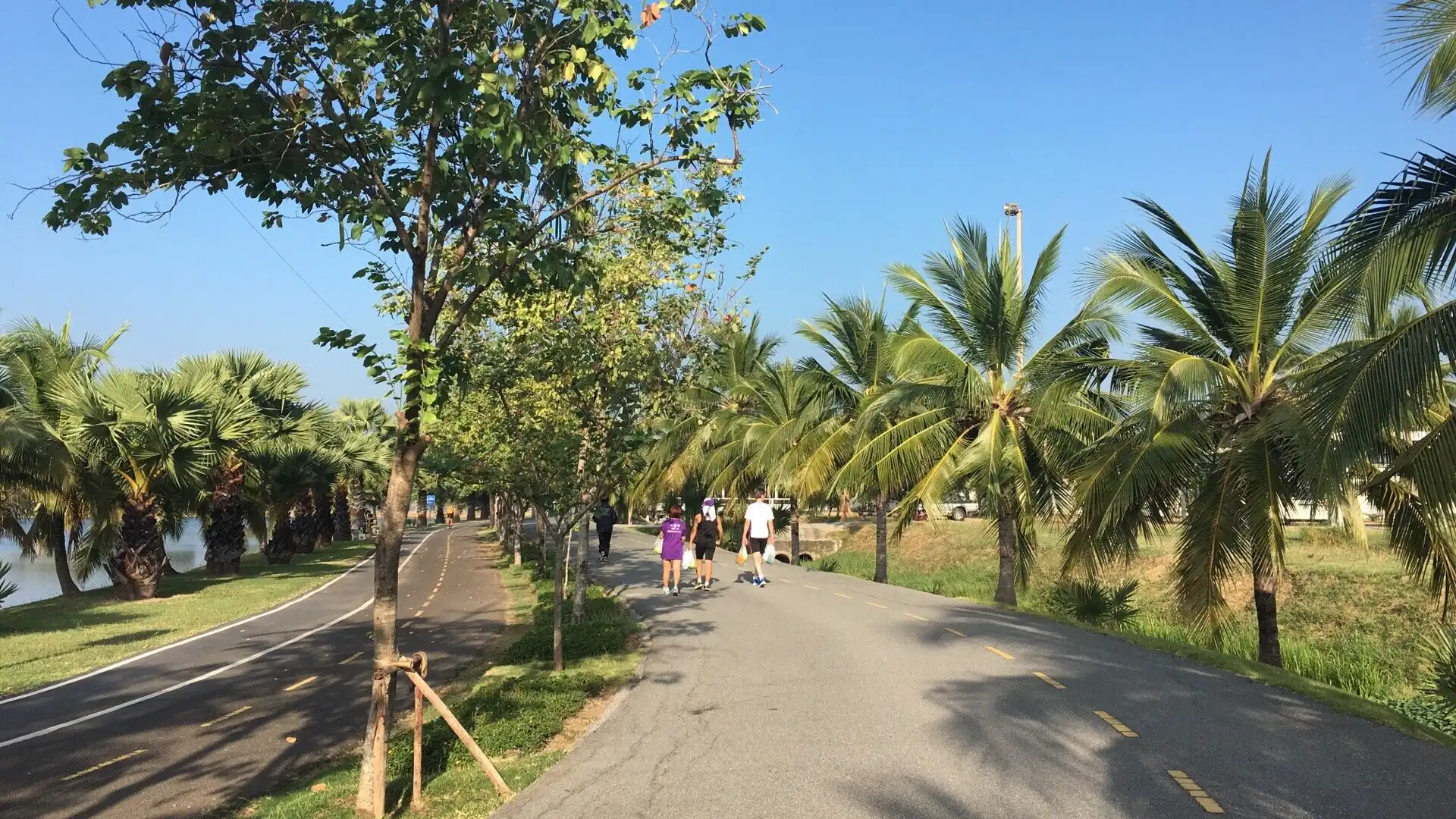 Hotels near Bung Ta Lua Park