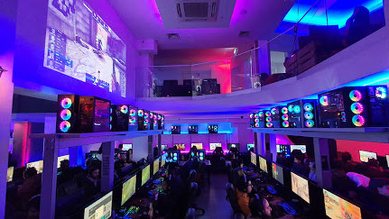 Kinx eSports Arena | Island's No.1 (Temporary Location) | Internet Cafe