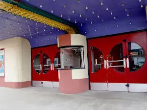 Devon Theatre