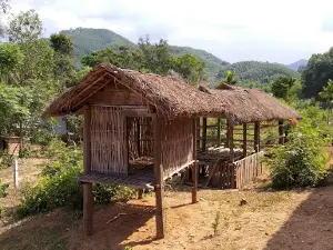Nhà văn hóa thôn Làng Teng