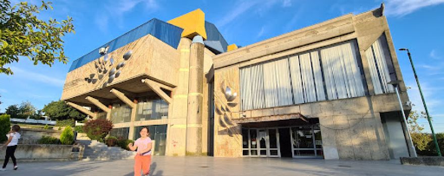 Centar za kulturu „Lazarevac”