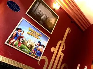 Alhambra Cinema (Lonsdale Cinemas)
