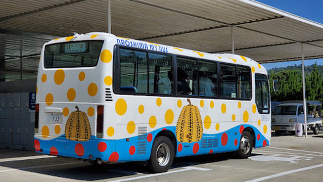 Shikoku Kisen Co.,Ltd (Miyanoura Port)