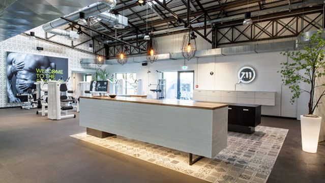 FITSEVENELEVEN MAINZ BLACK