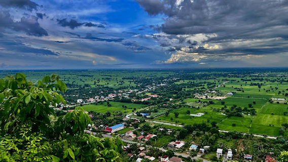 Battambang Tuk Tuk Buddy//Homestay