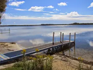 Gulliver Lake