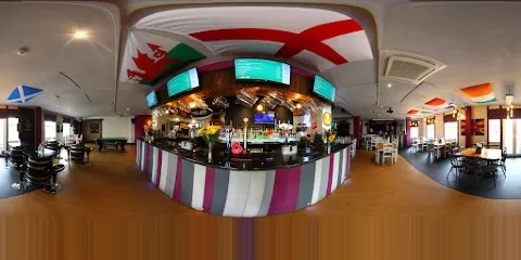 Funky Duck Pub & Restaurant