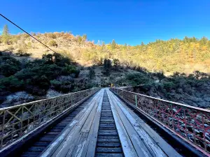 Edwards Crossing Bridge