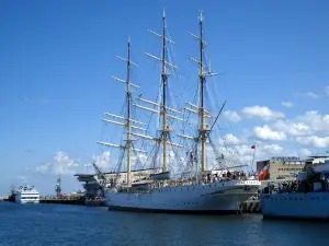 Statek-muzeum "Dar Pomorza"