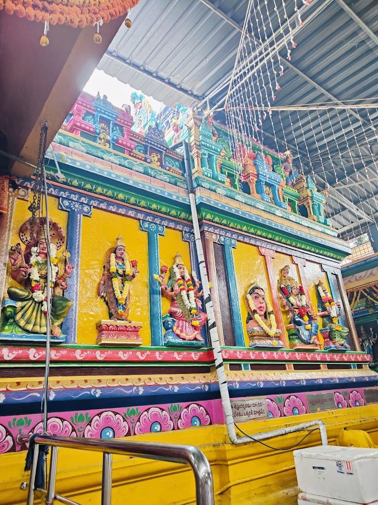 Sri Yellamma Pochamma Devasthanam
