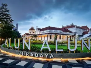 Alun - Alun Surabaya