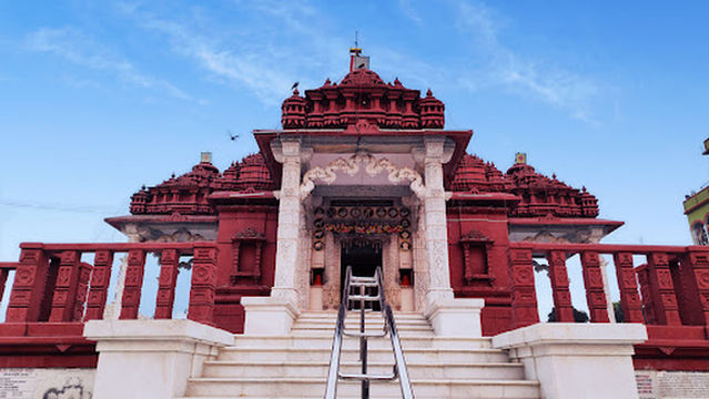 Naulakha Temple - Rajgir city Jain Temple