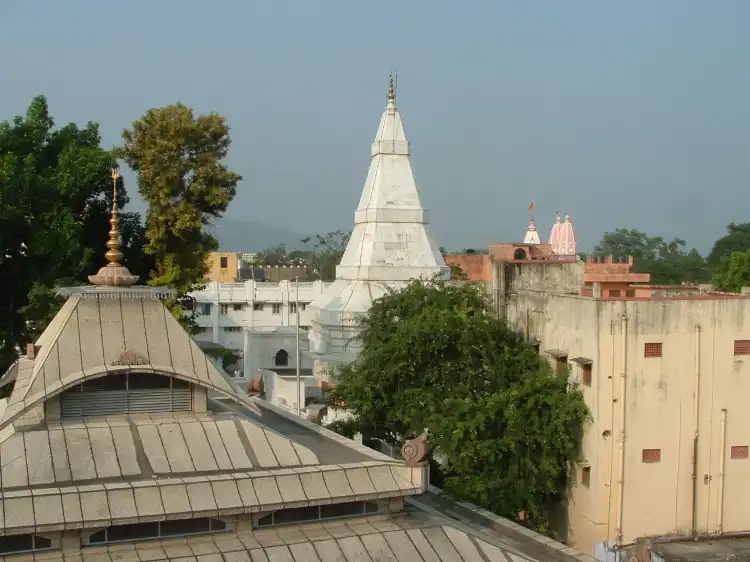 Hotels near Shree Shree Ma Anandamayee Ashmar
