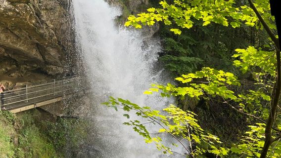 Giessbach Waterfall
