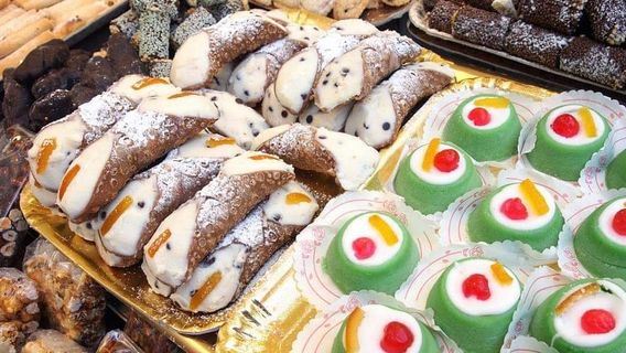 Statua del Commissario Montalbano