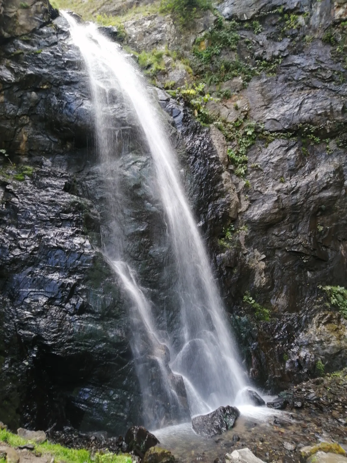 Gveleti Waterfall