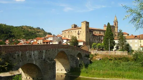 Castello di Monastero Bormida