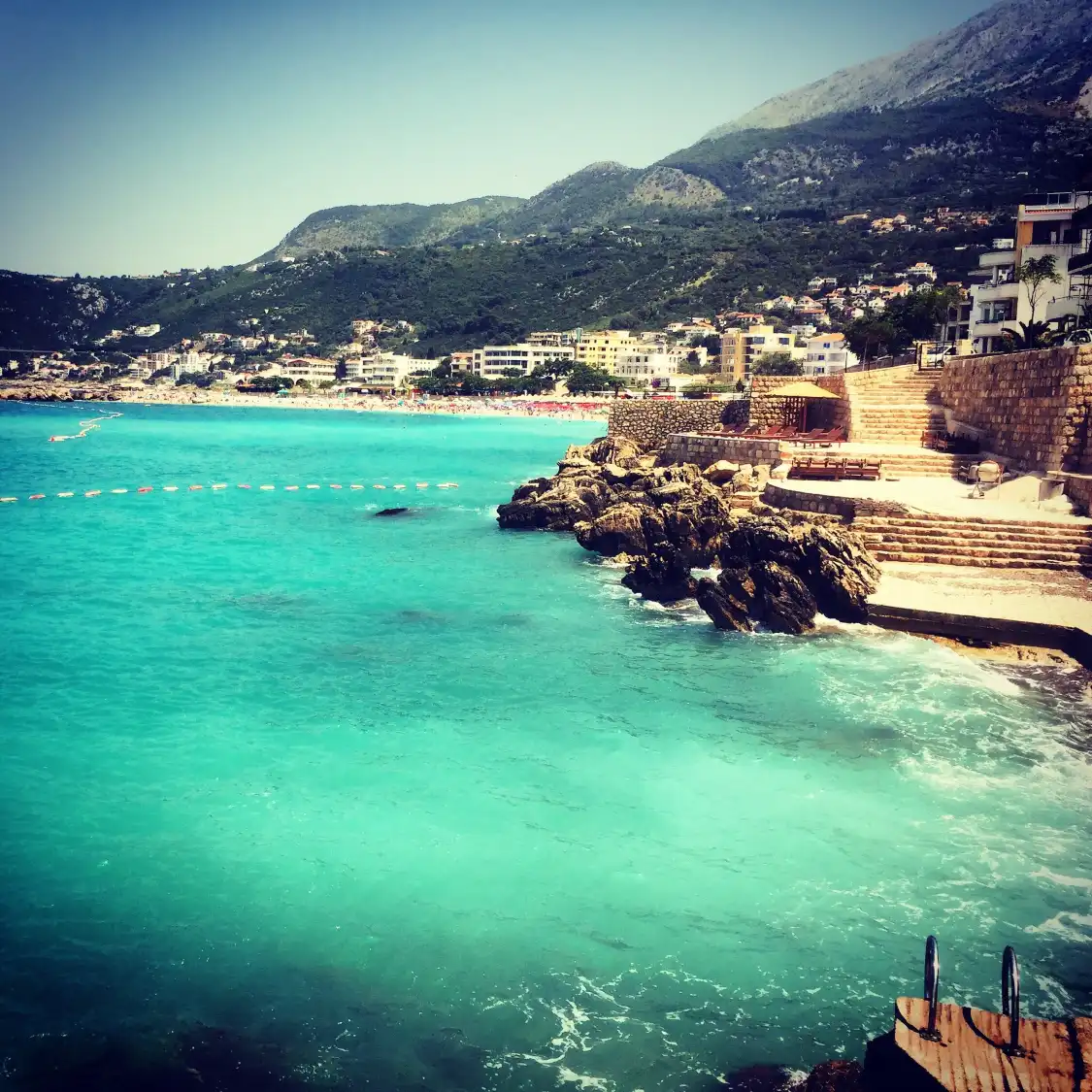 Hotels near Veliki Pijesak Beach