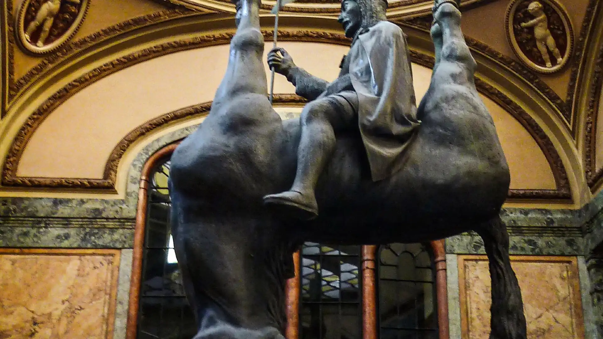 Hotel dekat Upside-Down Statue of King Wenceslas Riding a Dead Horse
